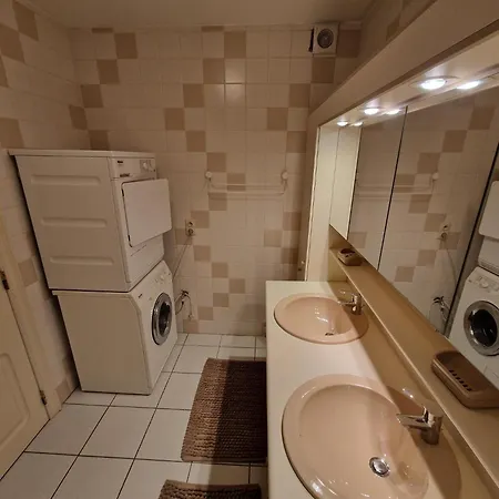 Lejlighed Very Large Duplex 4-bedroom Less Than 5 Minutes From The Sea! T46 *