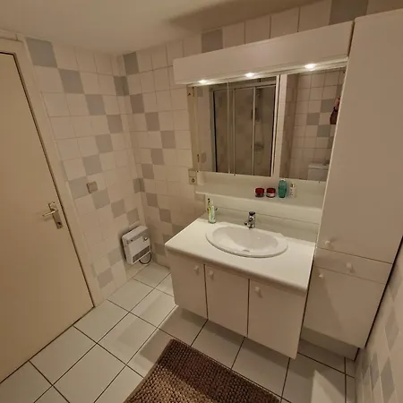 Very Large Duplex 4-bedroom Less Than 5 Minutes From The Sea! T46 Apartment Ostend