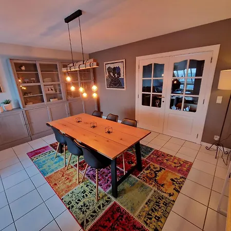 Very Large Duplex 4-bedroom Less Than 5 Minutes From The Sea! T46