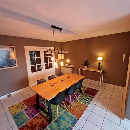 Very Large Duplex 4-bedroom Less Than 5 Minutes From The Sea! T46 Apartment Ostend