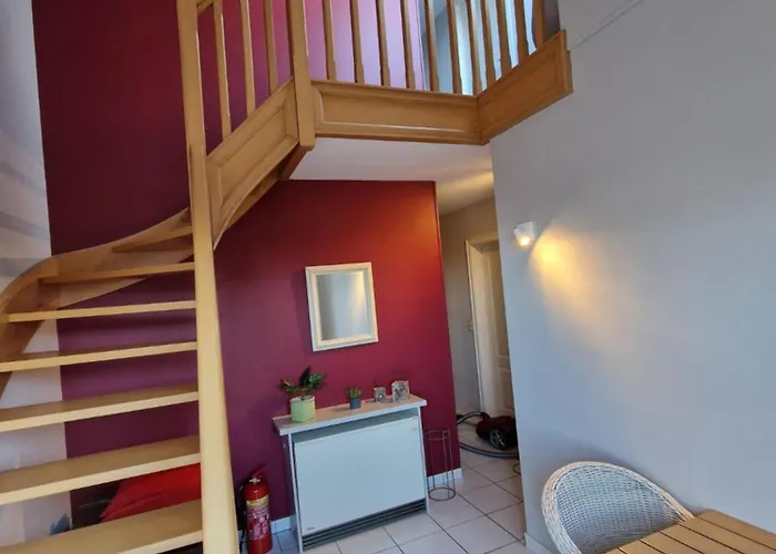 Very Large Duplex 4-bedroom Less Than 5 Minutes From The Sea! T46 Apartment *