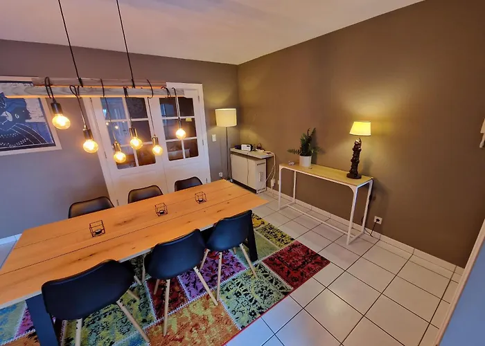 Very Large Duplex 4-bedroom Less Than 5 Minutes From The Sea! T46 Apartment Ostend