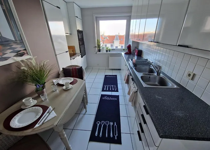 Very Large Duplex 4-bedroom Less Than 5 Minutes From The Sea! T46 Ostend