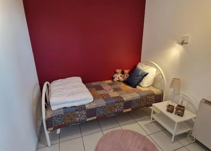 Very Large Duplex 4-bedroom Less Than 5 Minutes From The Sea! T46 Apartment *